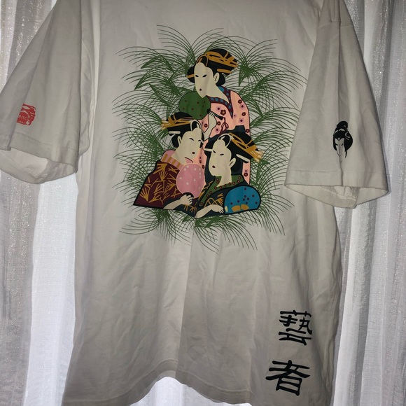 RMC Other - RMC 3 Geishas graphic t shirt front/back graphics